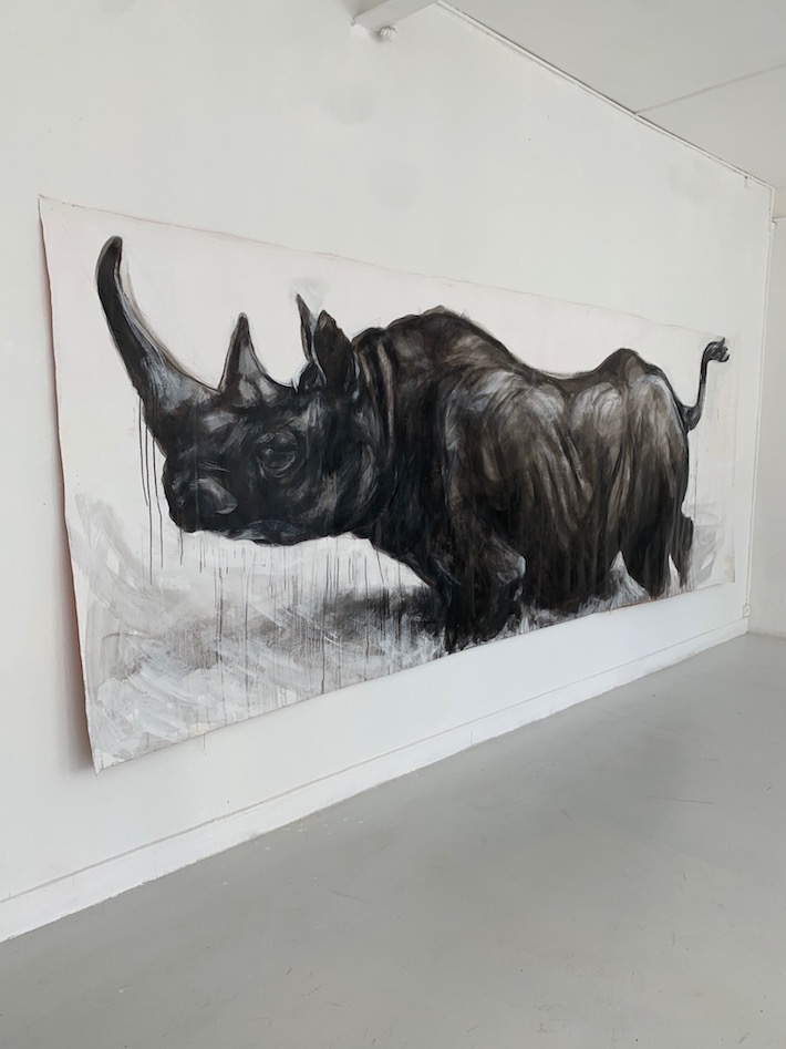 Alerte rouge n°4, 2017, dispersion et acrylique sur bâche, 212 x 327 cm