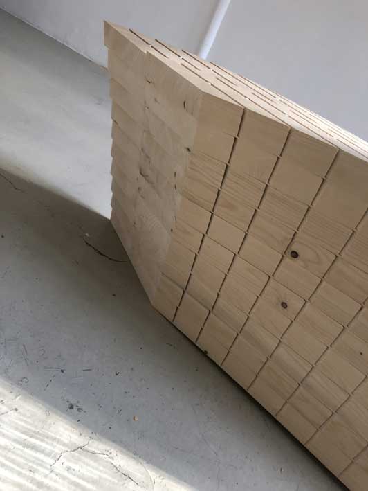 Sans titre, détail, 2019, épicéa et hêtre, 165 x 75 x 40 cm