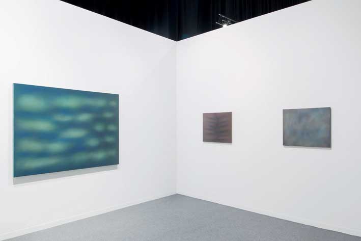 Josée Pitteloud, Pourpre dioxazine 13 I 13, 2015, alkyde sur lin, 130 x 170 cm, Rouge de L.14 IV 12, 2013, alkyde sur lin, 60 x 70 cm,Laque pourpre 14 IV 14, 2015, alkyde sur lin, 60 x 70 cm